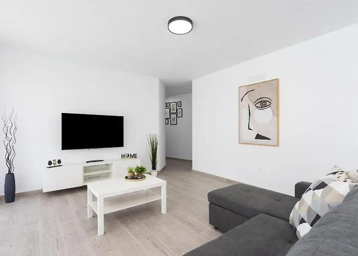 Vinco Ii With Heated Pool Casa rural Alcalá la Real