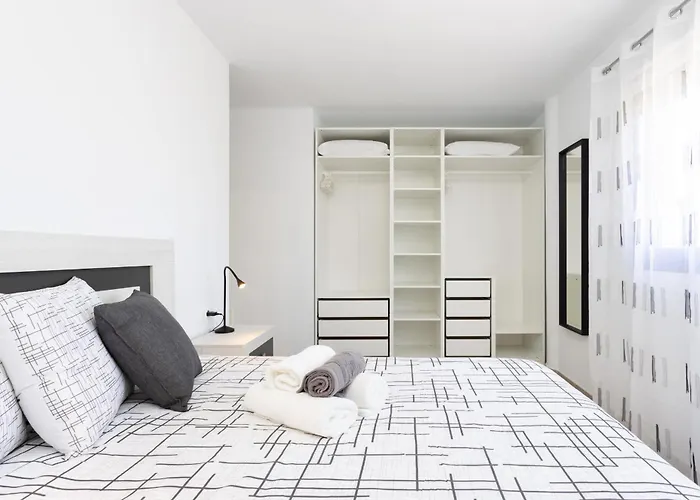 Lantställe Vinco Ii With Heated Pool